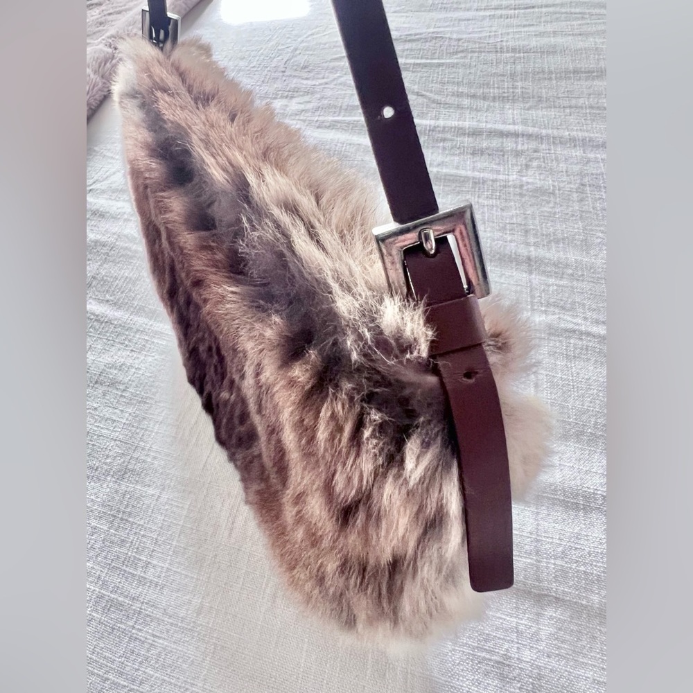 Daslu Basic Purse - Picture 3 of 8